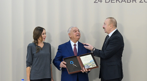 "Balaca Heydərin iki oğlu var" - Prezident - Video