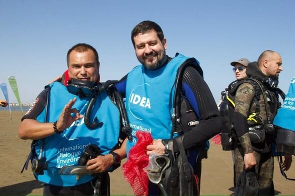 Şüvəlanda təmizlik aksiyası keçirilib - FOTO