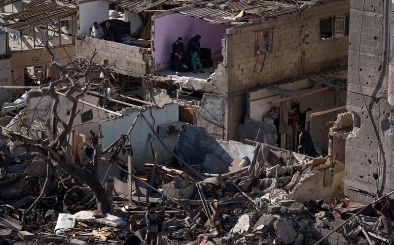 Qəzzada ölən fələstinlilərin sayı 32 min nəfərə çatıb