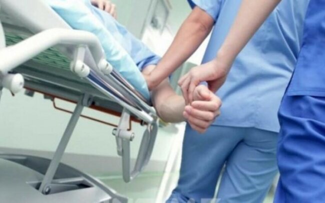 Məktəbli aldığı zədədən dilini unudub, başqa dildə danışmağa başladı