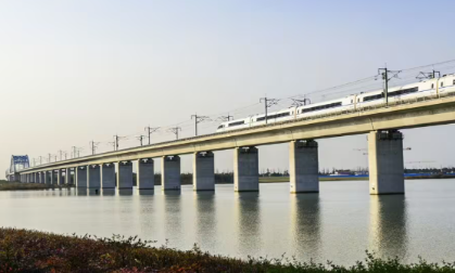 İki saat sükan arxasında: Dünyanın ən uzun körpüsü harada yerləşir?