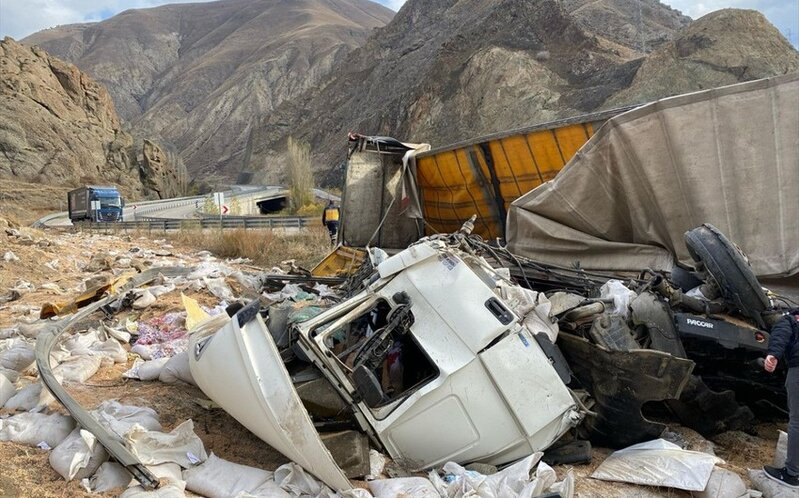 Azərbaycanəsilli sürücü Türkiyədə ağır yol qəzasında ölüb