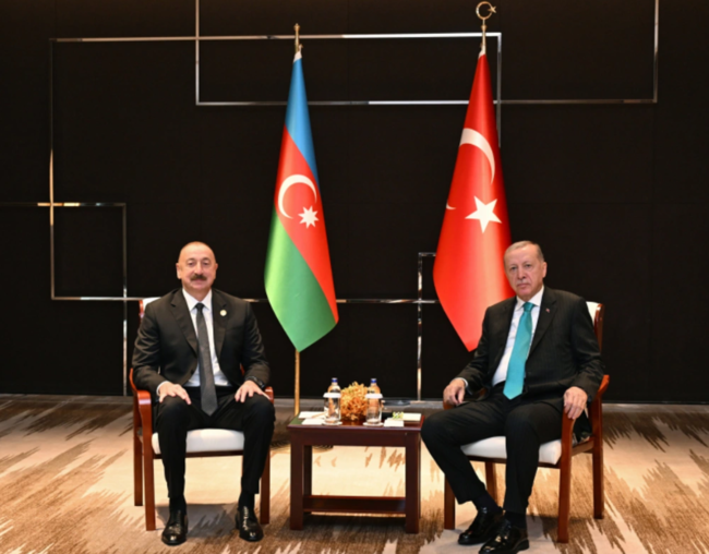 Tiencində İlham Əliyevin Rəcəb Tayyib Ərdoğanla görüşü olub