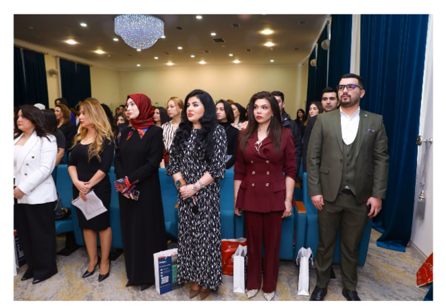 18 spiker, yüzlərlə iştirakçı: "YeniSƏN" yenidən səhnədə