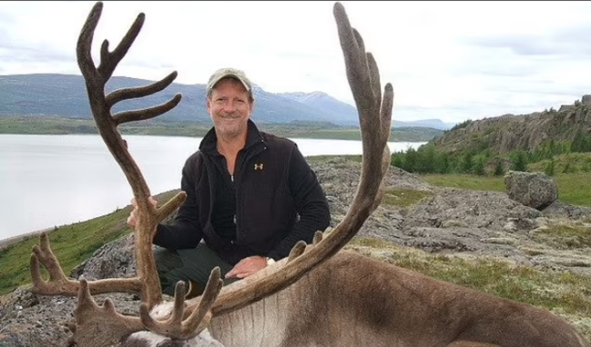 Arvadını Afrikaya aparıb 5 milyon dollar almaq üçün öldürdü - FOTO