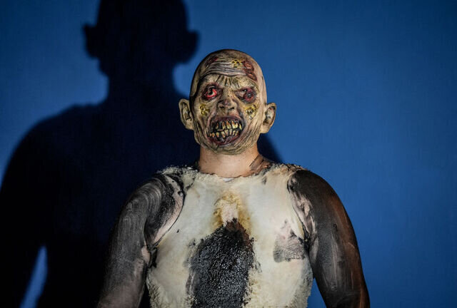 "Halloween" deyil, türk ADƏTİDİR: Kəsilən qurbanların qalıqları ilə KOSTYUM TİKİRLƏR - FOTO+VİDEO