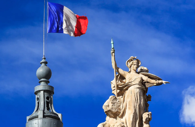 Avropa İttifaqından kənar texnologiyalardan imtina: Fransa yeni rəqəmsal strategiyasını açıqladı