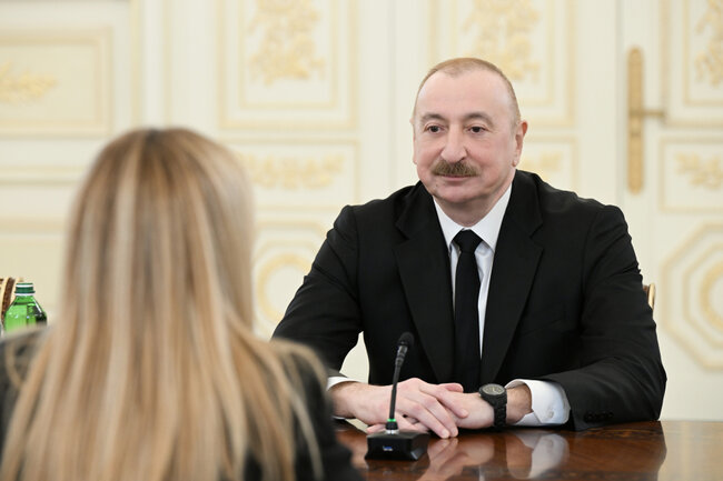 Prezident Meloni ilə geniş tərkibdə görüşdü - Fotolar+Video