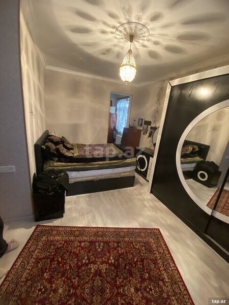 TƏCİLİ HƏYƏT EVİ SATILIR - FOTOLAR