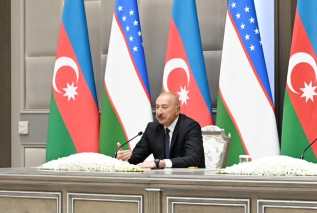 Azərbaycan və Özbəkistan prezidentləri mətbuata bəyanatlarla çıxış ediblər - FOTO