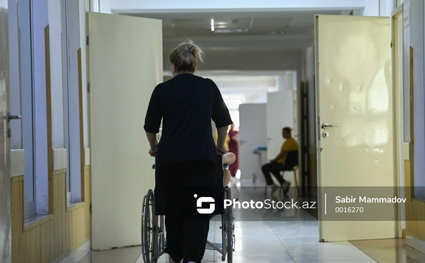 Bakıda ağır qəza: Vurulan piyada komatoz vəziyyətinə düşdü