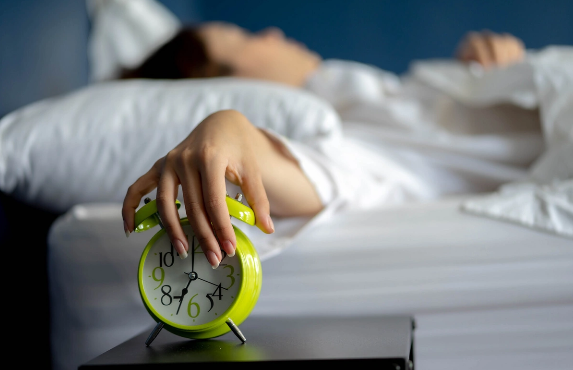 Səhərlər özünü yaxşı hiss etmək üçün beş vərdiş açıqlandı