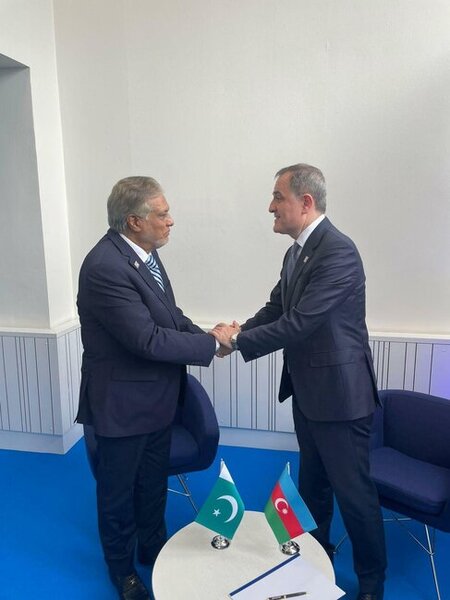 Azərbaycan və Pakistan XİN başçıları görüşdü - FOTO