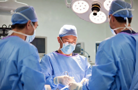 Çində 55 gün komada qalan səkkiz yaşlı oğlanın möcüzəvi oyanışı