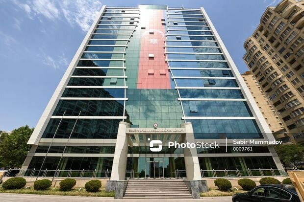 Nazirliyin üç strukturu dövlət orqanlarının aparatı siyahısından çıxarıldı