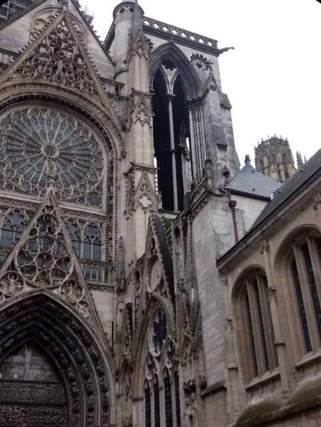 Bərpasına 846 milyon avro xərcləndi - Fotolar