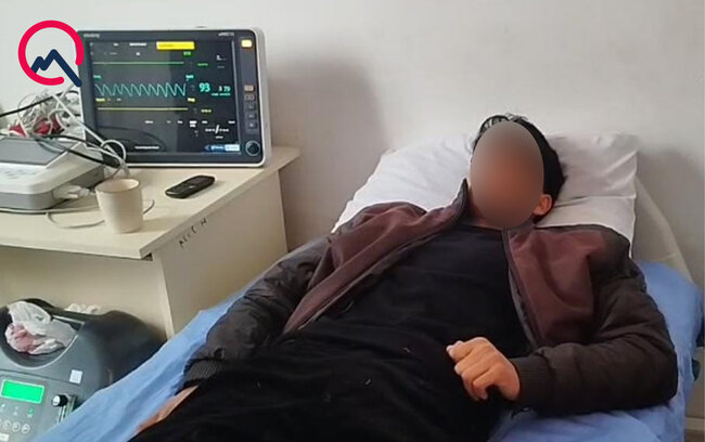 Məktəbli dərsdə sinif yoldaşının valideyni tərəfindən döyüldü - Foto