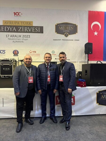 Aqil Ələsgər Almaniyada "Türk Dünyası Mediasına Xidmət" mükafatına layiq görüldü - FOTOLAR