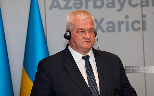 Andrey Sibiqa: Ukrayna bu il Rusiya ilə münaqişəyə son qoymaqda maraqlıdır