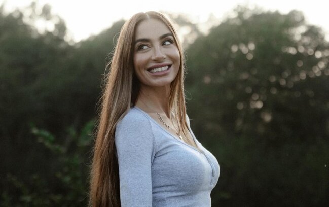 Arzu Əliyeva Lənkərandan fotolar paylaşdı