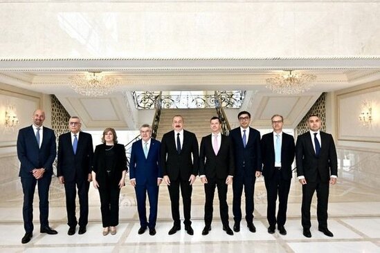 Azərbaycan liderinə "Olimpiya Evi" Mükafatı təqdim olunub - FOTO