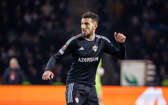 Fransa klubu "Qarabağ"ın futbolçusunu transfer etmək istəyir