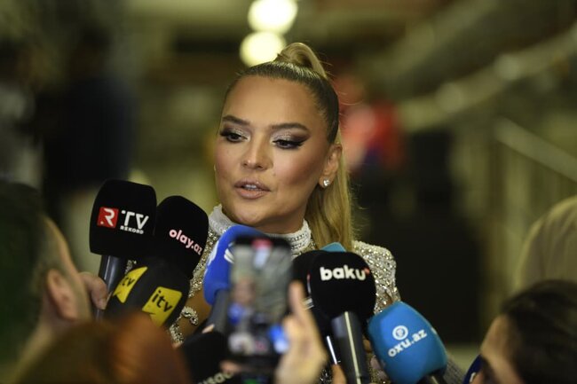 Eyyub Hüseynzadənin təşkilatçılığı ilə möhtəşəm, coşqu və enerji dolu Demet Akalın konserti - FOTOLAR