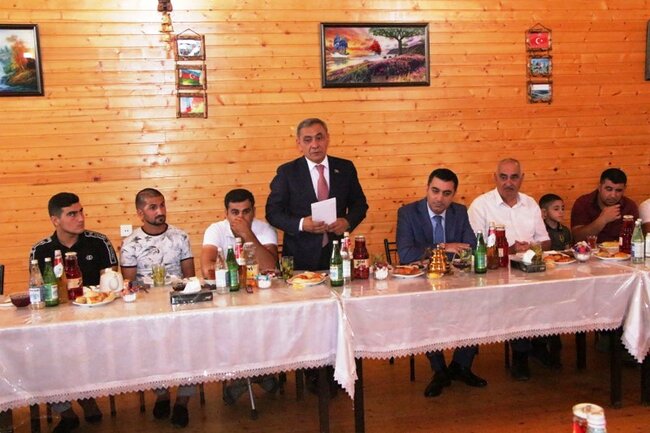 Yevlaxda qazilərlə görüş keçirildi - FOTOLAR