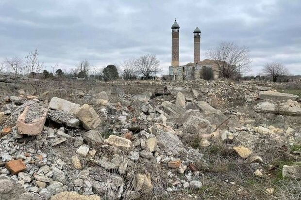 UNESCO-dan növbəti riyakarlıq: Ağdamdakı dağıntıları görməzdən gələrək erməni abidələrinin dərdini çəkir