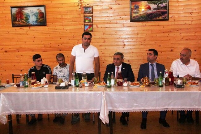 Yevlaxda qazilərlə görüş keçirildi - FOTOLAR