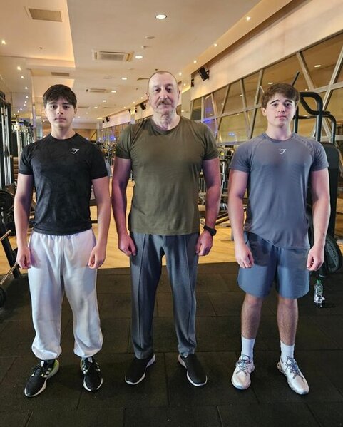 Prezidentin nəvələri ilə idman zalından MARAQLI FOTOLARI