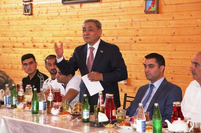 Yevlaxda qazilərlə görüş keçirildi - FOTOLAR