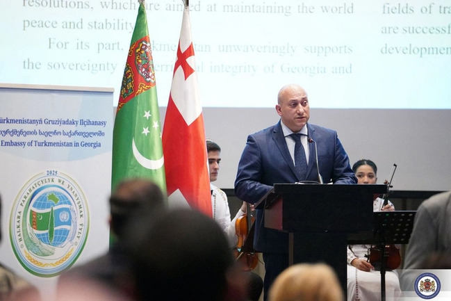 Xvtisiaşvili: Orta Dəhliz Gürcüstan və Türkmənistan üçün yeni iqtisadi imkanlar yaradır