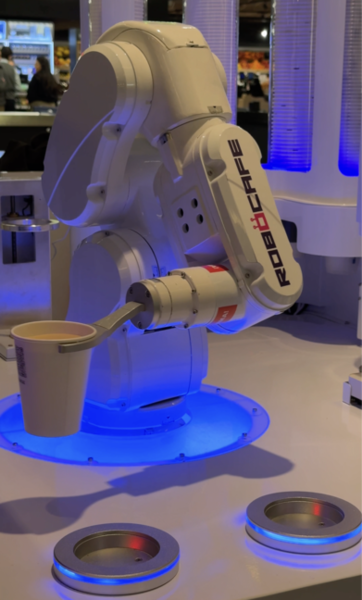 Bakıda ilk RoboCafe