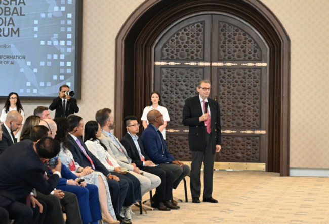 İlham Əliyevin III Şuşa Qlobal Media Forumunun iştirakçıları ilə görüşü keçirilib - YENİLƏNİB+VİDEO