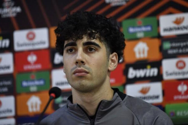 Xarici klubların maraqlandığı futbolçu "Qarabağ"da qalacaq