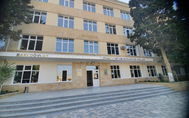 Direktor əməkdaşdan işdən çıxmağı tələb edir?