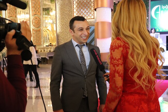 Məşhurların iştirakı ilə "Number one awards" mükafatlandırma tədbiri keçirildi - FOTO-VİDEO