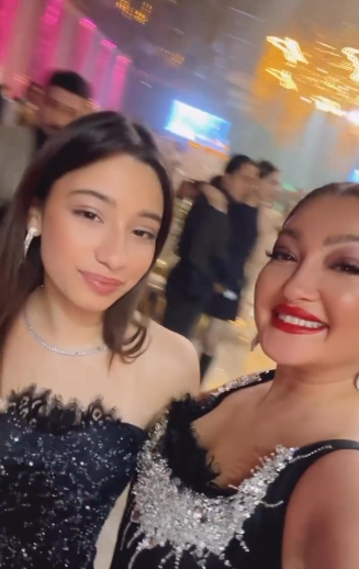 Bu da aparıcı Zümrüdün qızı Ləman - YENİ FOTOLAR