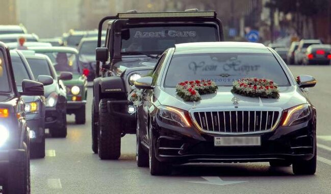 Biləsuvarda toy karvanında ölən BACILARIN FOTOSU