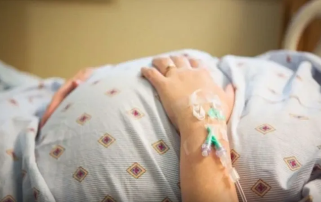 Qadınların doğuş vaxtı qulaq asdığı mahnılar - SİYAHI