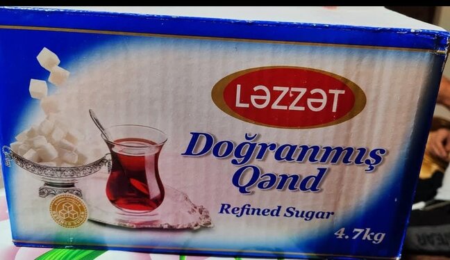 "Ləzzət" doğranmış qənddən dəmir çıxdı