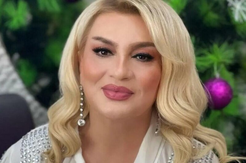 Əməkdar artist: "Hər zaman ciddi mahnı olmaz ki..."