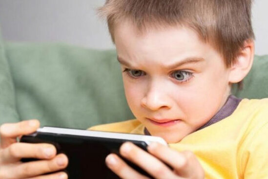 Ekspertdən valideynlərə çağırış: "Ən azı ildə bir dəfə uşaqların görmə itiliyi yoxlanmalıdır"