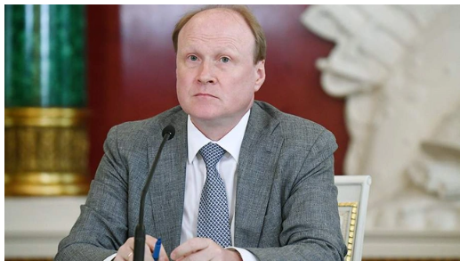 Putin daha bir müşavirini işdən qovdu