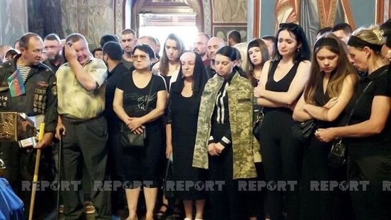 Rusiya-Ukrayna müharibəsində həlak olan azərbaycanlı teleaparıcı dəfn olundu - FOTO