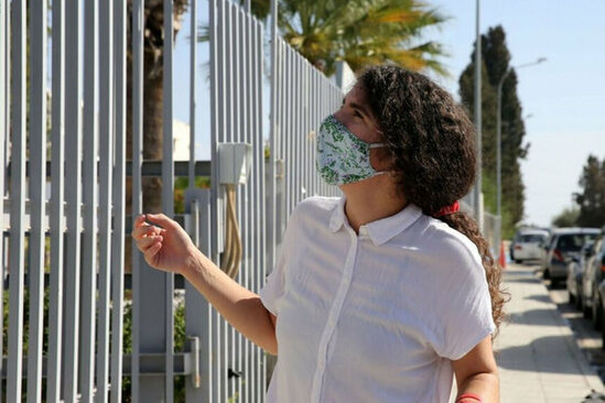 Bu ölkə maska tələbini bərpa edir