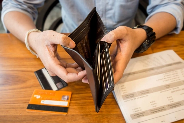 Azərbaycanda dəhşətli intihar: Borclarını qaytara bilmədi, özünü öldürdü