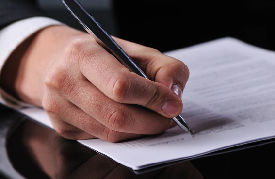 Bir sıra qanunlara kazinolarla bağlı dəyişikliklər edildi