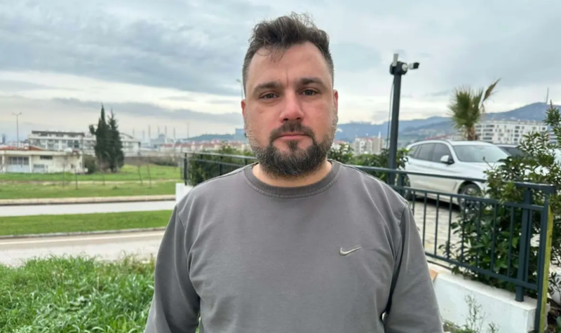 Məktəb yoldaşları 14 yaşlı qızı döyüb, videoya çəkiblər - VİDEO